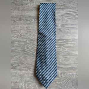 Valentino silk tie. Navy blue. Made in Italy